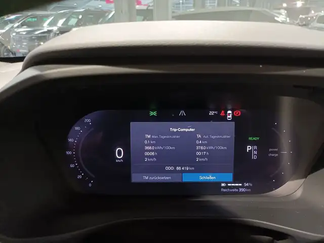 Volvo C40 view 7
