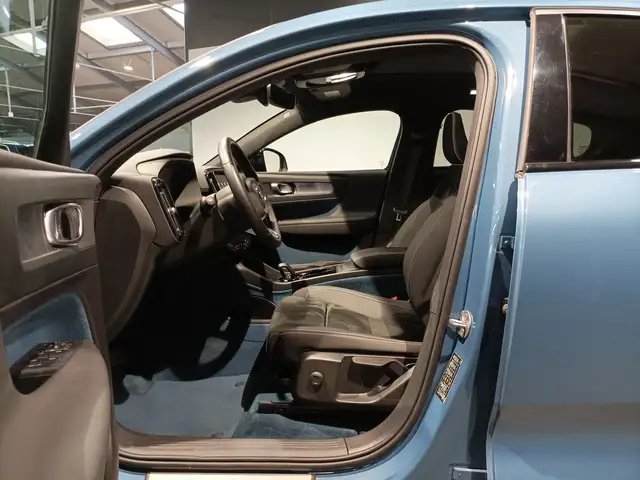 Volvo C40 view 8