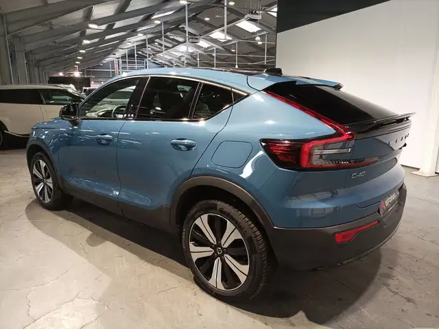 Volvo C40 view 4