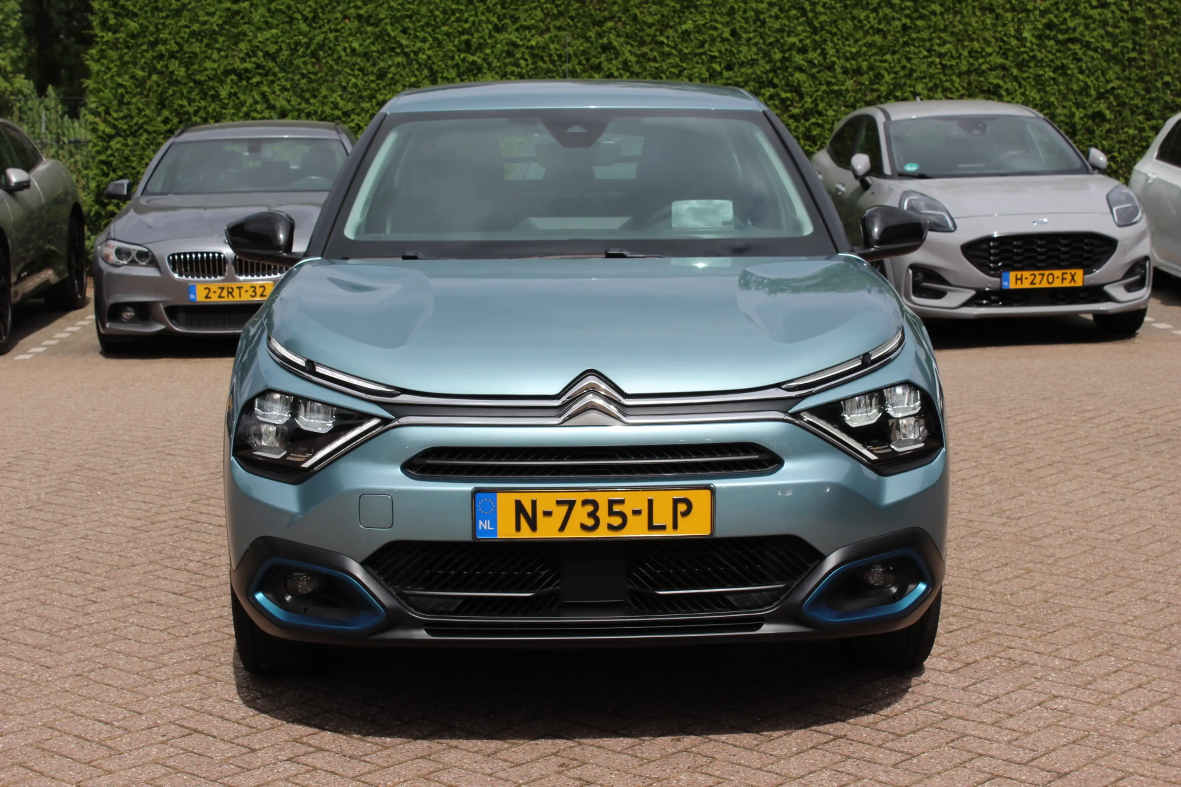 Citroen E-C4 Electric Feel 50 kWh / Camera / Head-up / Keyless / CarPlay — photo 9