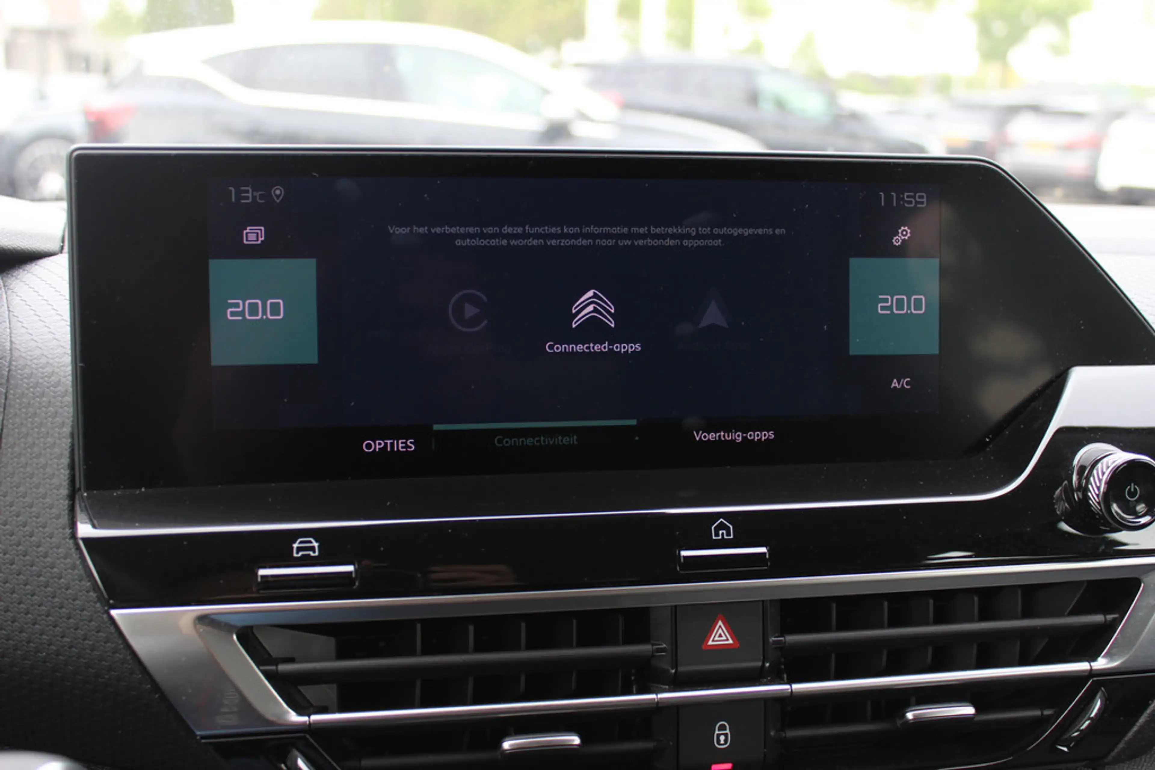 Citroen E-C4 Electric Feel 50 kWh / Camera / Head-up / Keyless / CarPlay — photo 28