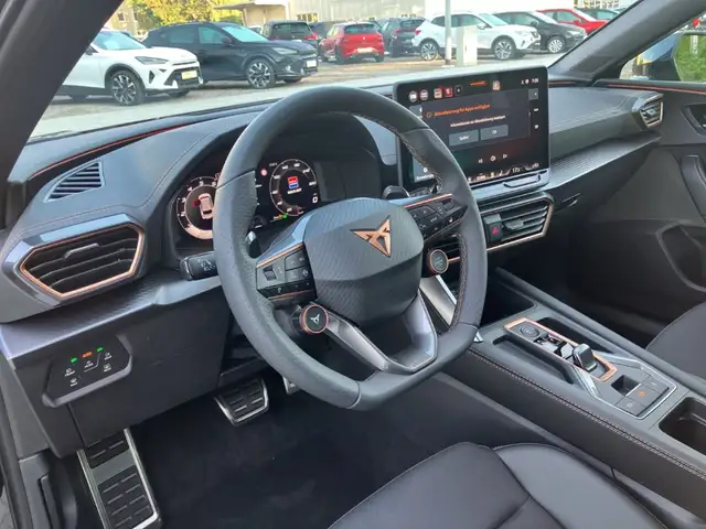 Cupra Leon view 10