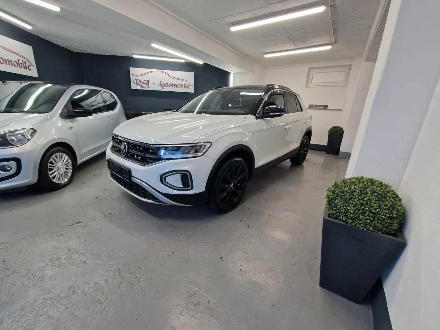 Volkswagen T-Roc Life NAVI;R.-KAMERA,VIRTUAL LED,AHK Blanc - 2
