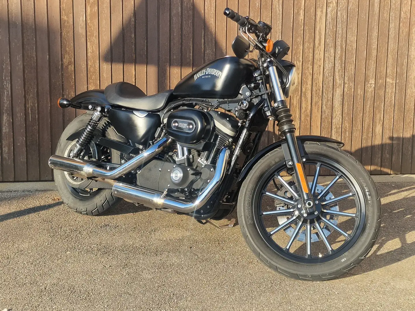 Harley-Davidson Sportster 883 Iron *Heck gekürzt*Miller*Seitliche Kennzeichen* Nero - 1