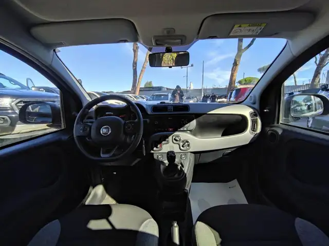 Fiat Panda view 9