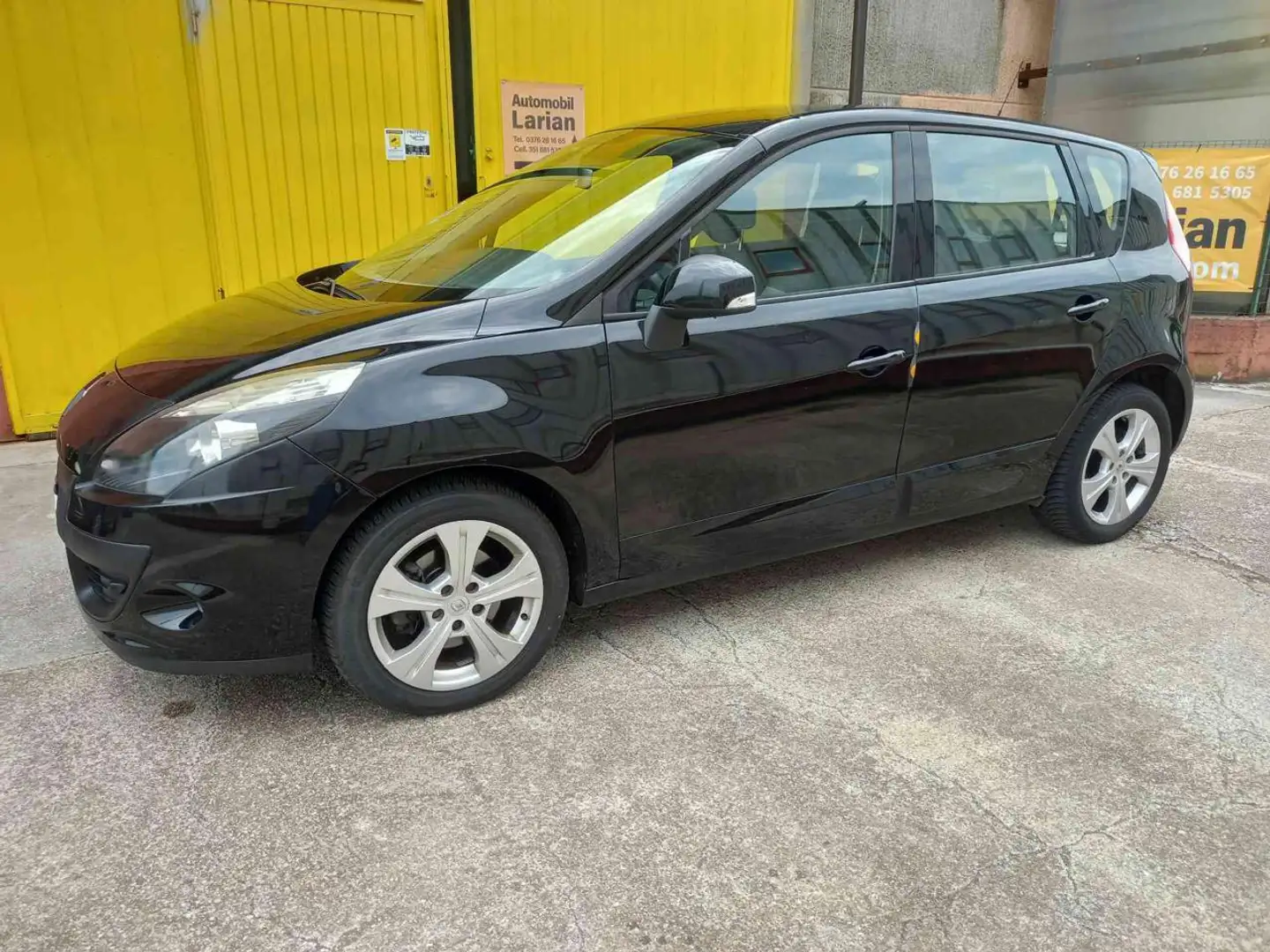 Renault Scenic X-Mod 1.5 dCi 110CV Luxe ok neopatentati Nero - 2