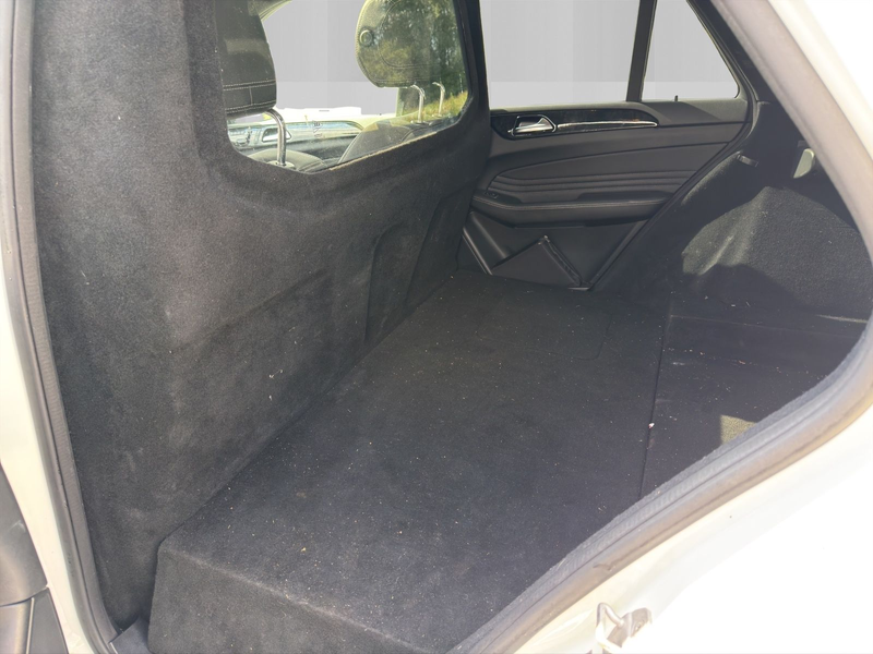 Mercedes-Benz ML 350 CDI BlueTec AMG Paket Airmatic ILS RFK SD — photo 11