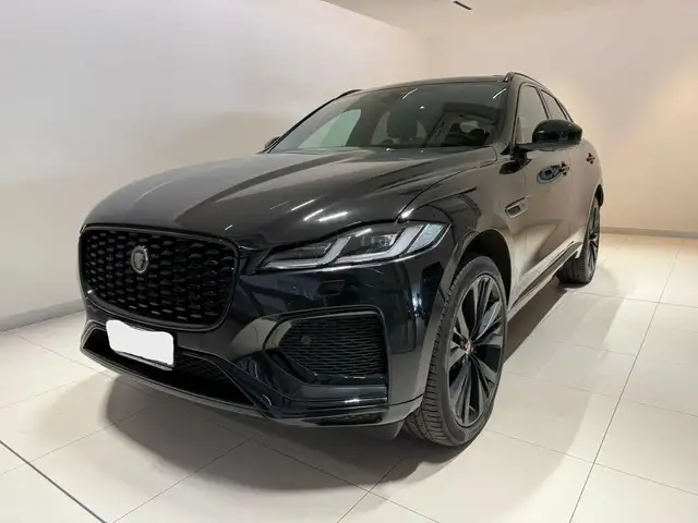 Jaguar F-Pace 2.0 P250 R-Dynamic SE awd auto