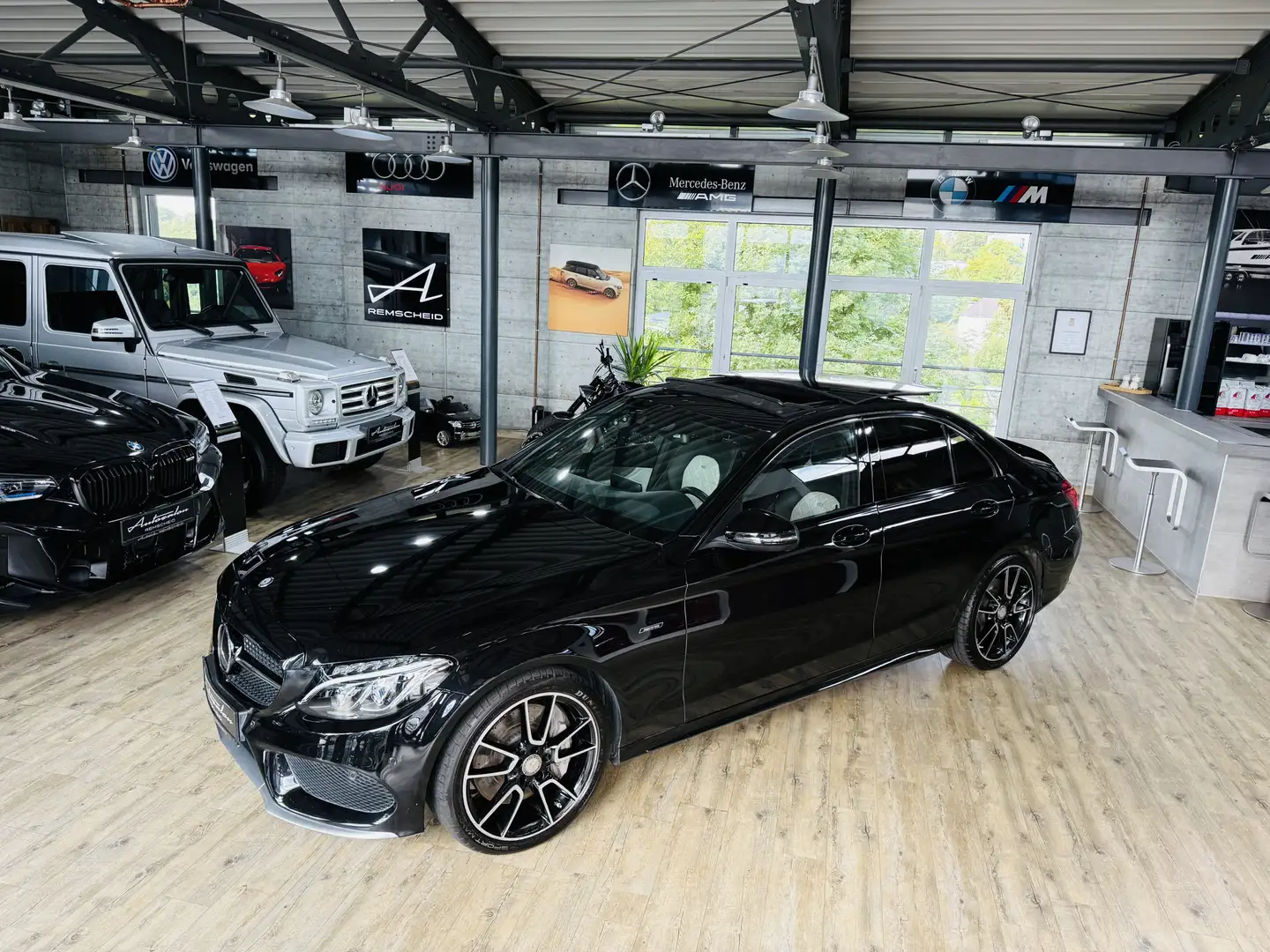 Mercedes-Benz C 450 4Matic*PANO*DESIGNO*LED*NAVI*DISTRONIC Schwarz - 2