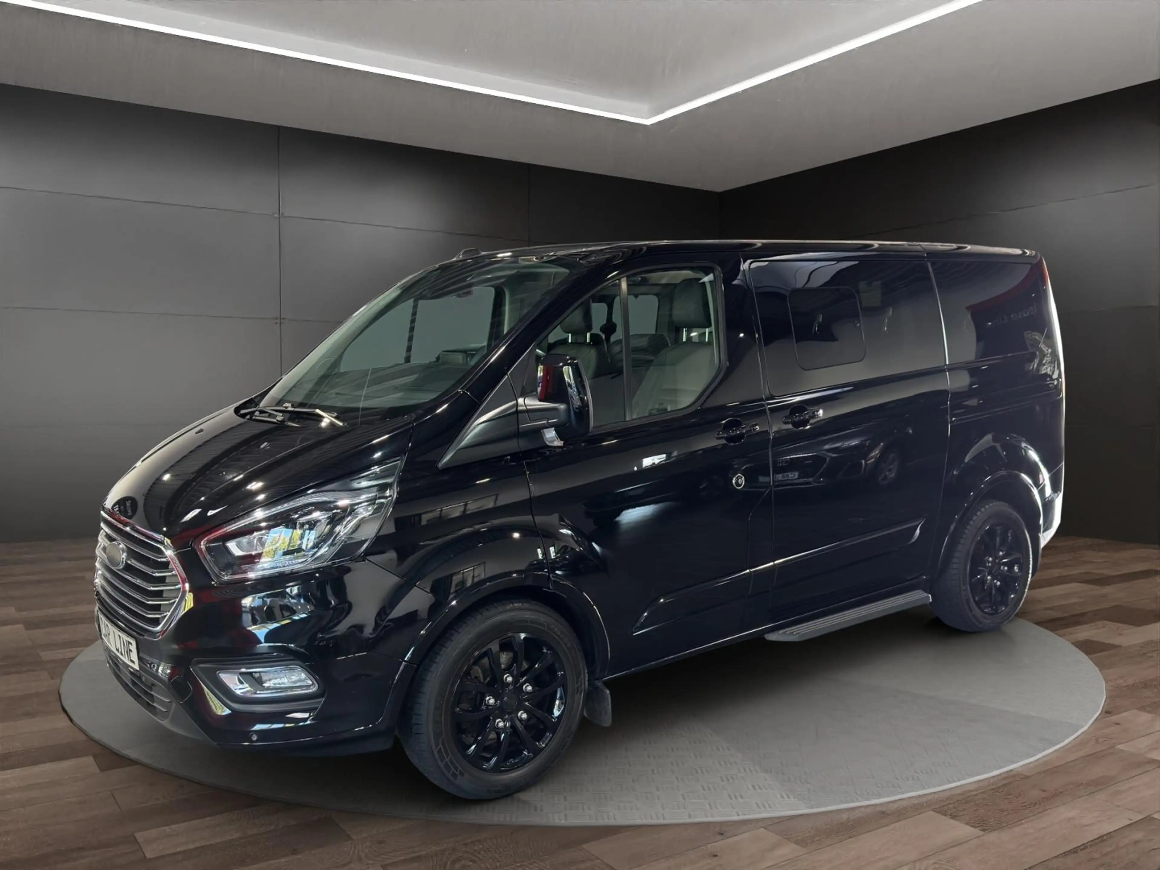 Ford Tourneo Custom 2.0 TDCi*AHK*ACC*CAM*XENON*ALARM* — photo 8