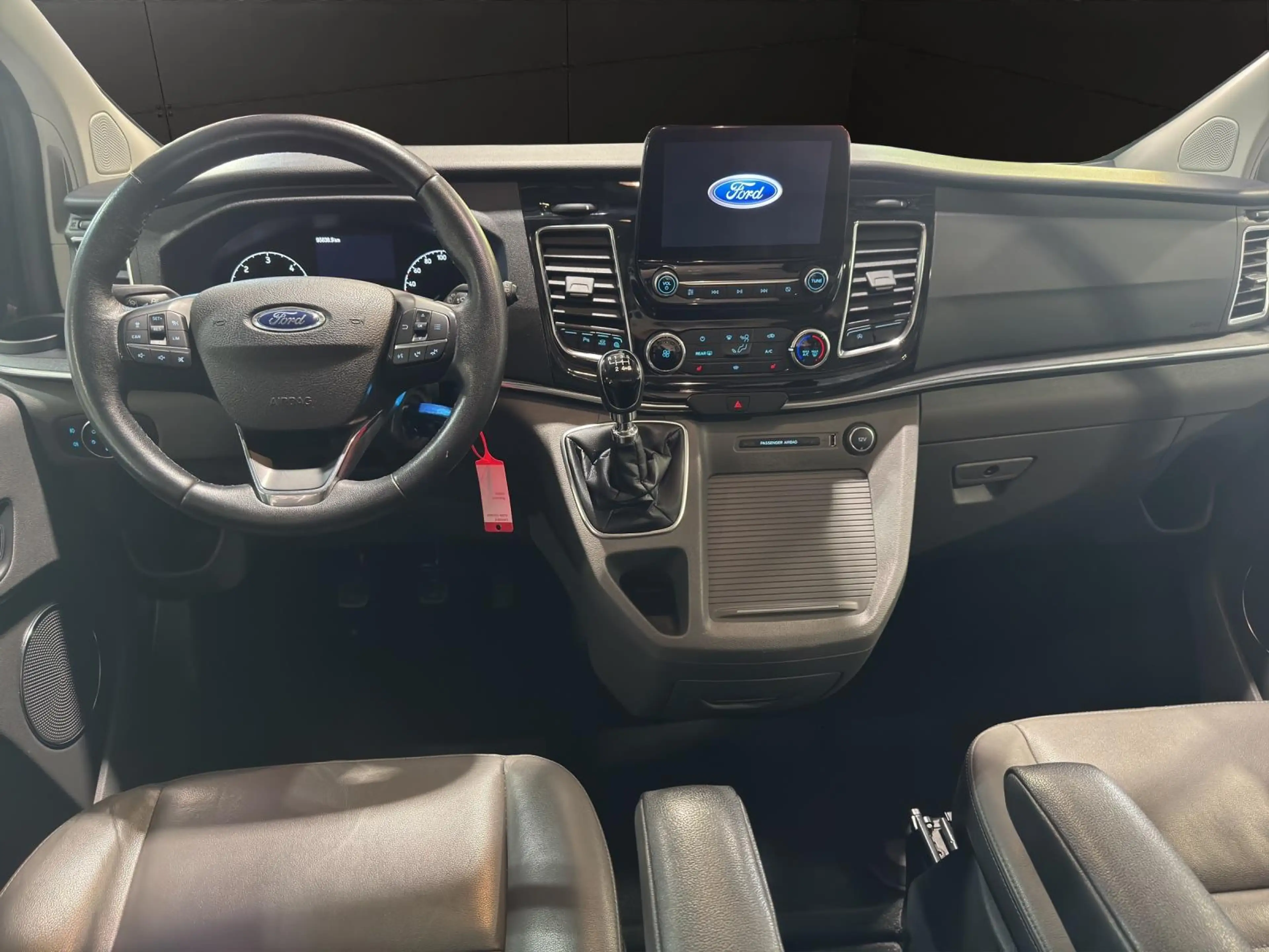 Ford Tourneo Custom 2.0 TDCi*AHK*ACC*CAM*XENON*ALARM* — photo 10