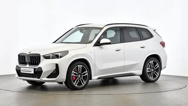 BMW X1 view 3