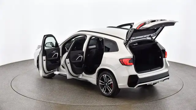 BMW X1 view 10