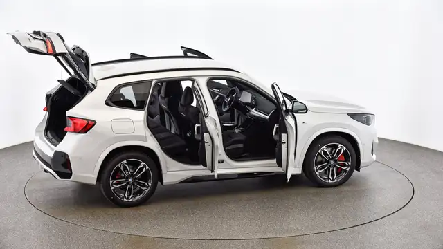 BMW X1 view 12
