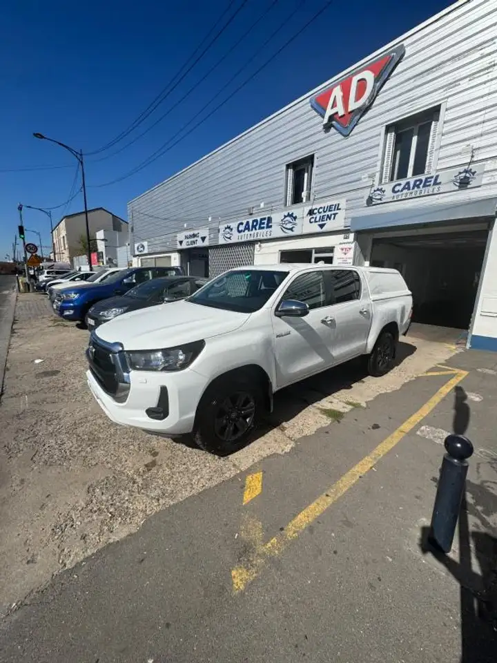Toyota Hilux