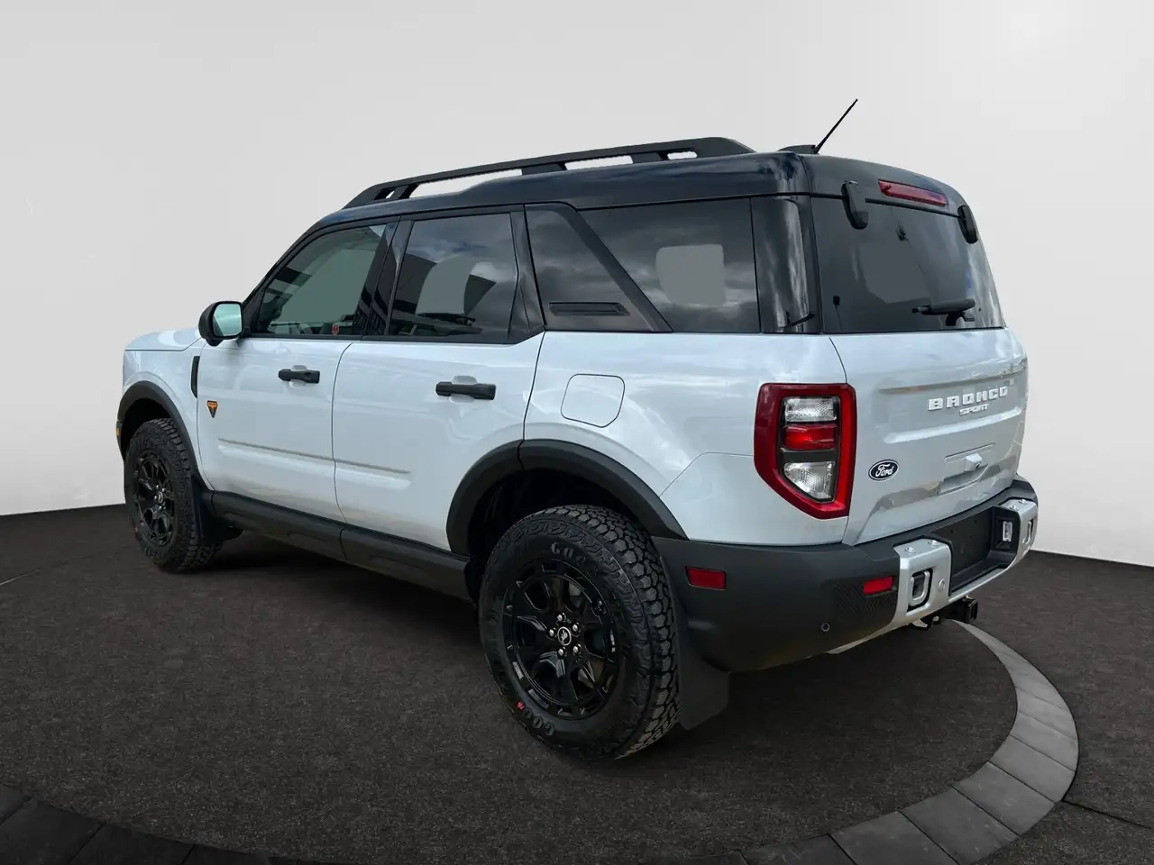 Ford Bronco Sport photo Ford Bronco Sport