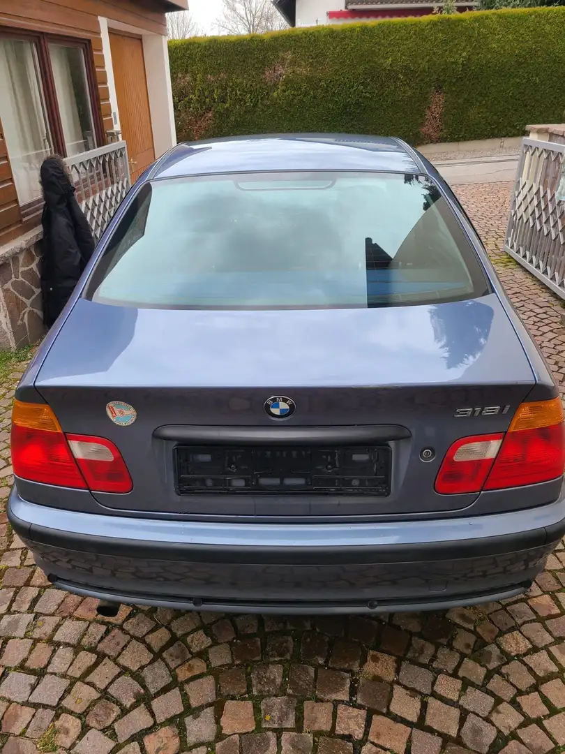 BMW 318 318i Blau - 2