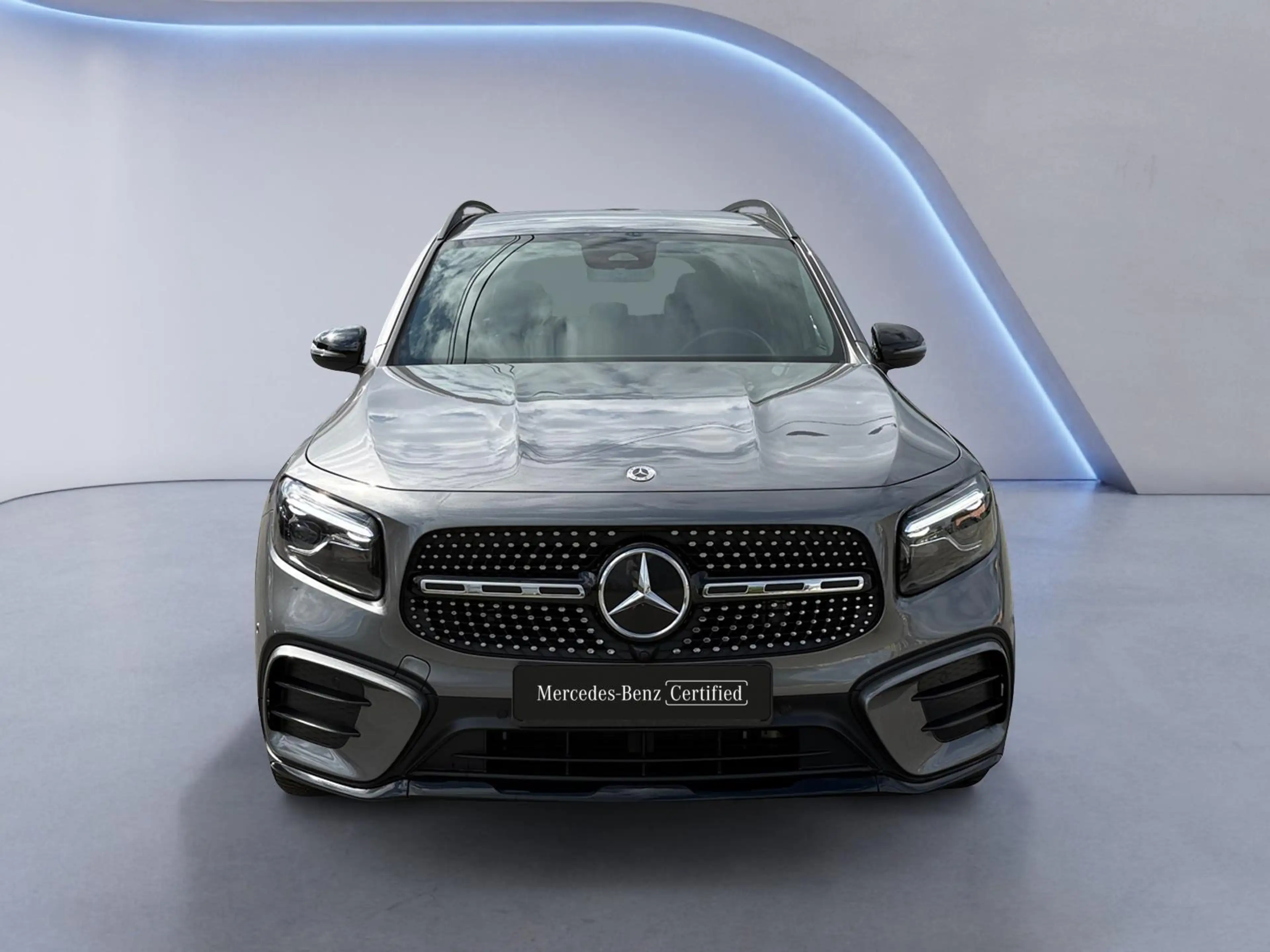Mercedes-Benz GLB 200 AMG Line — photo 9