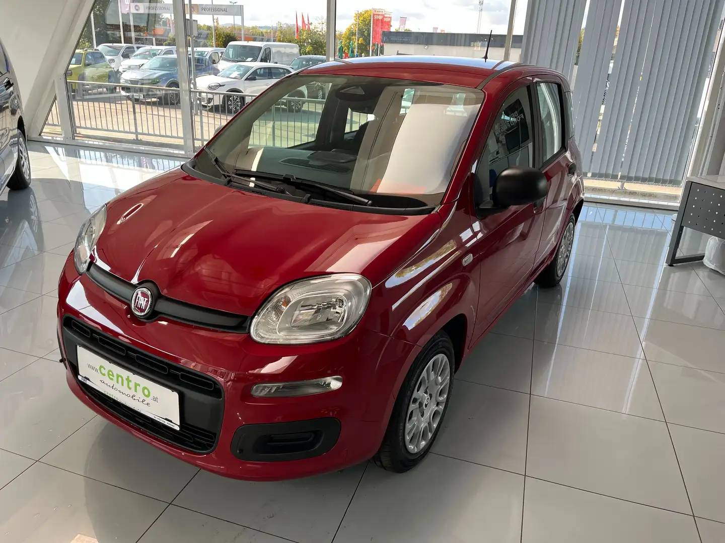 Fiat Panda Pandina 4x2 Hybrid 70 - Euro 14.734,-- bei Finanz. Rot - 1