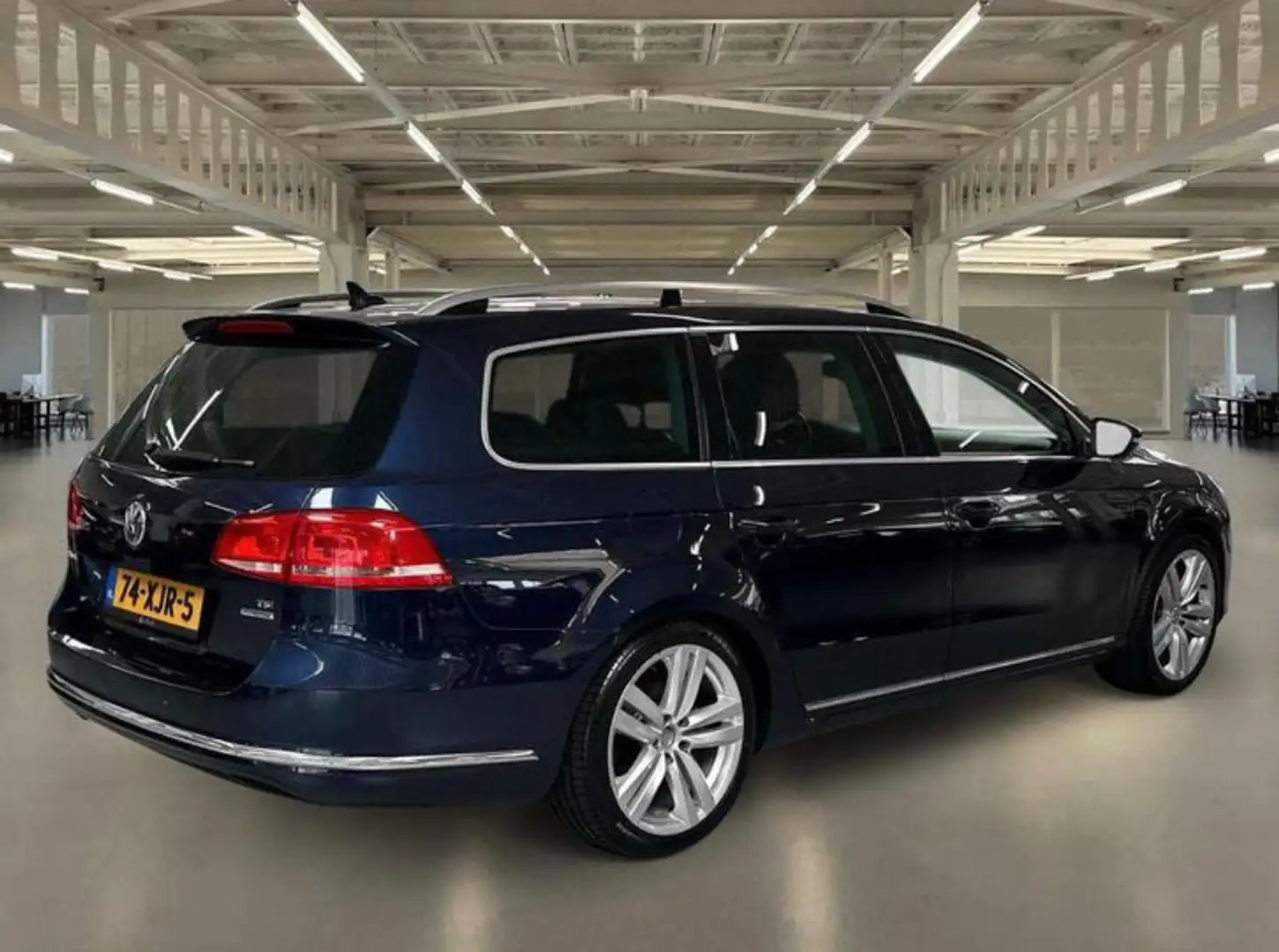 Volkswagen Passat 1.4 TSI High Exec L. Blauw - 2