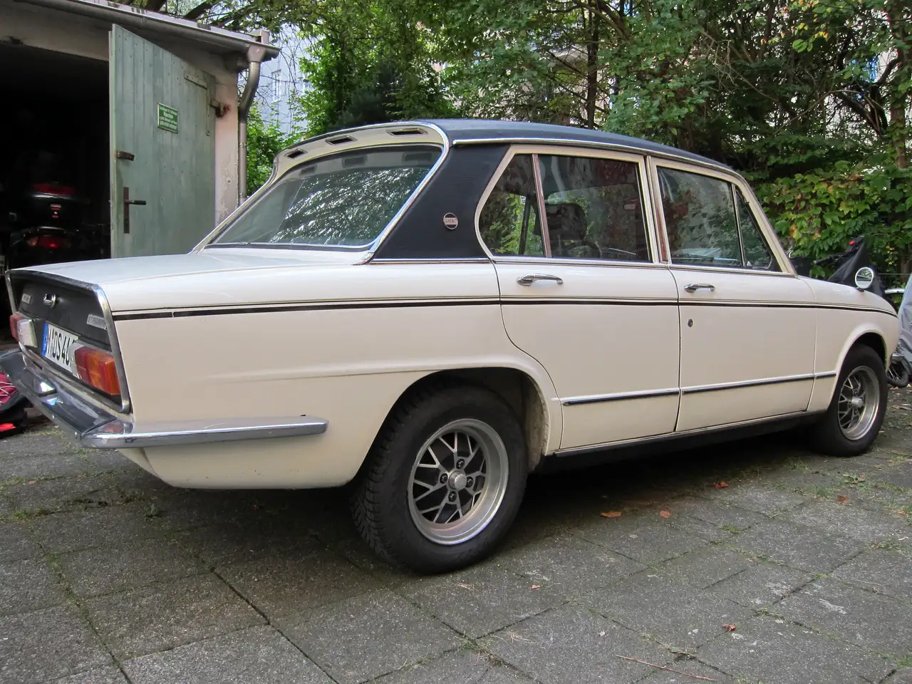 Triumph Dolomite