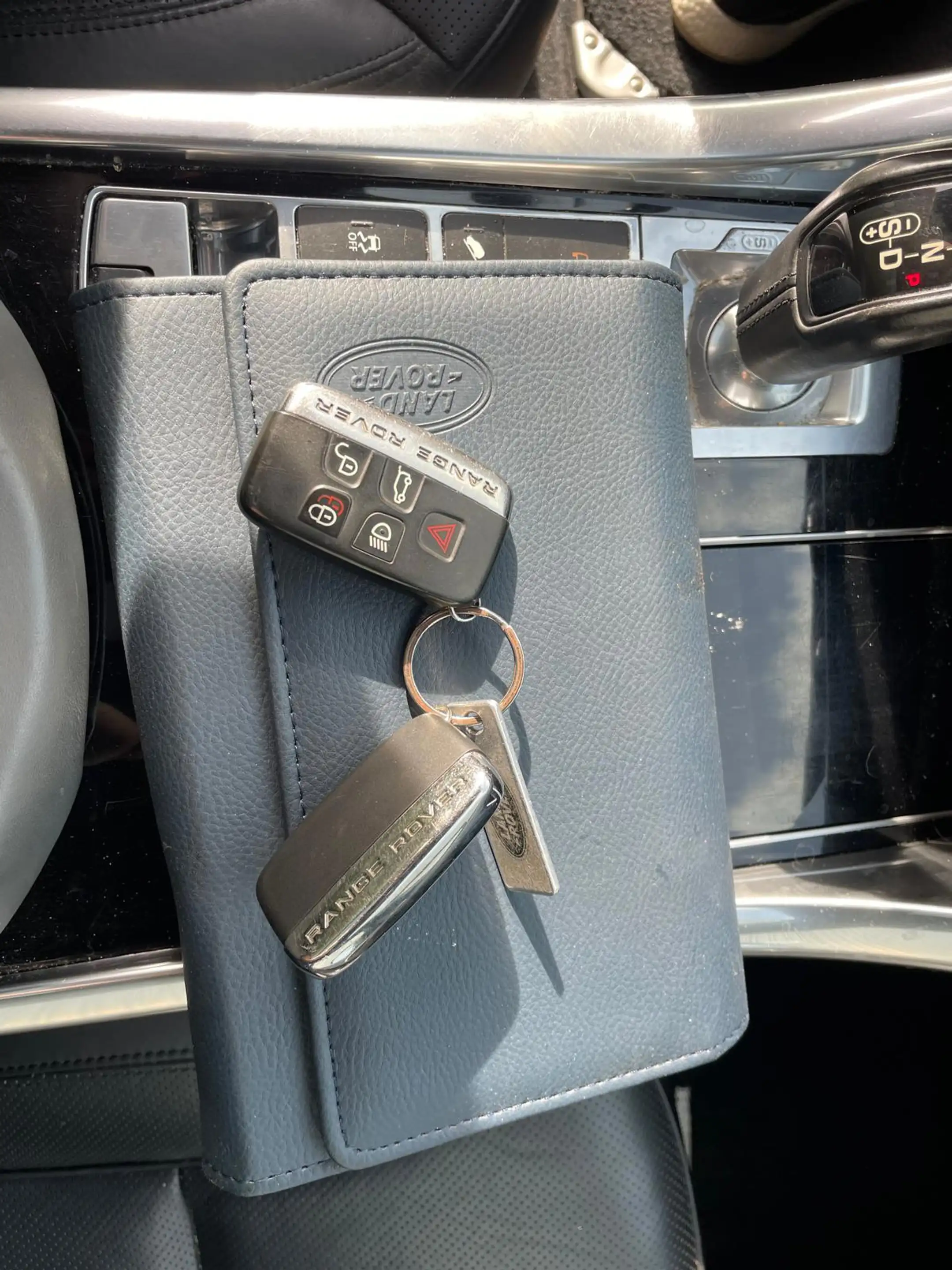 Land Rover Range Rover Sport 3.0 SDV6 HSE Dynamic — photo 16