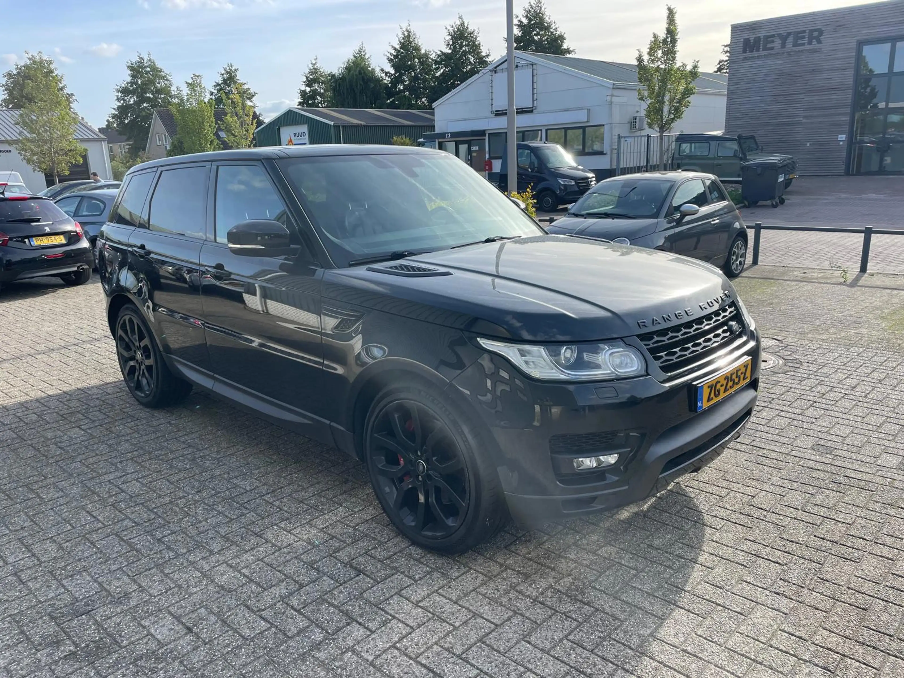 Land Rover Range Rover Sport 3.0 SDV6 HSE Dynamic — photo 3