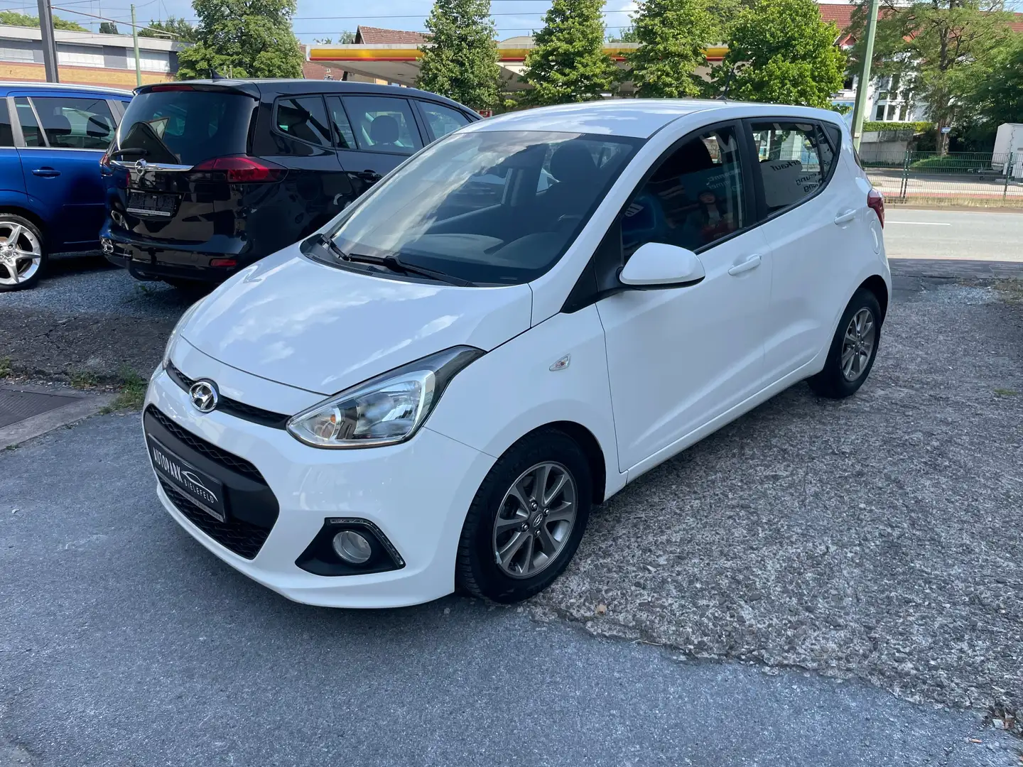 Hyundai i10 1.0 Fifa World Cup Edition / Klima / SHZ. / LHZ. Blanc - 2