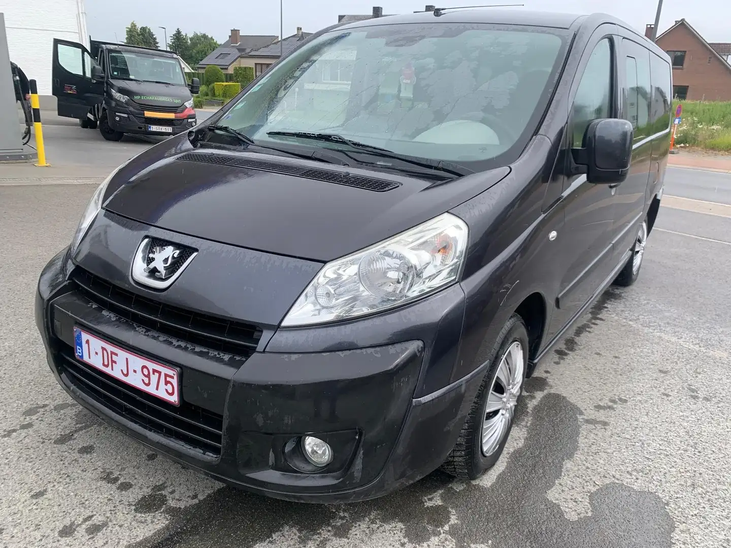 Peugeot Expert 2.0 HDi L2H1 Relax Gris - 2