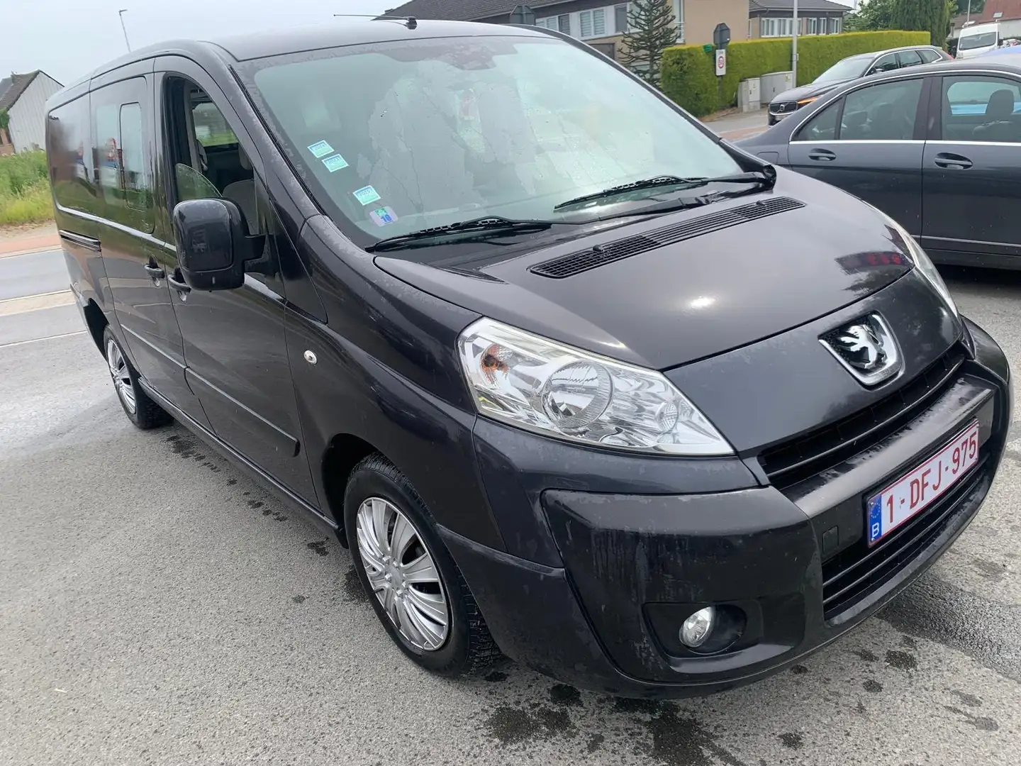 Peugeot Expert 2.0 HDi L2H1 Relax Gris - 1