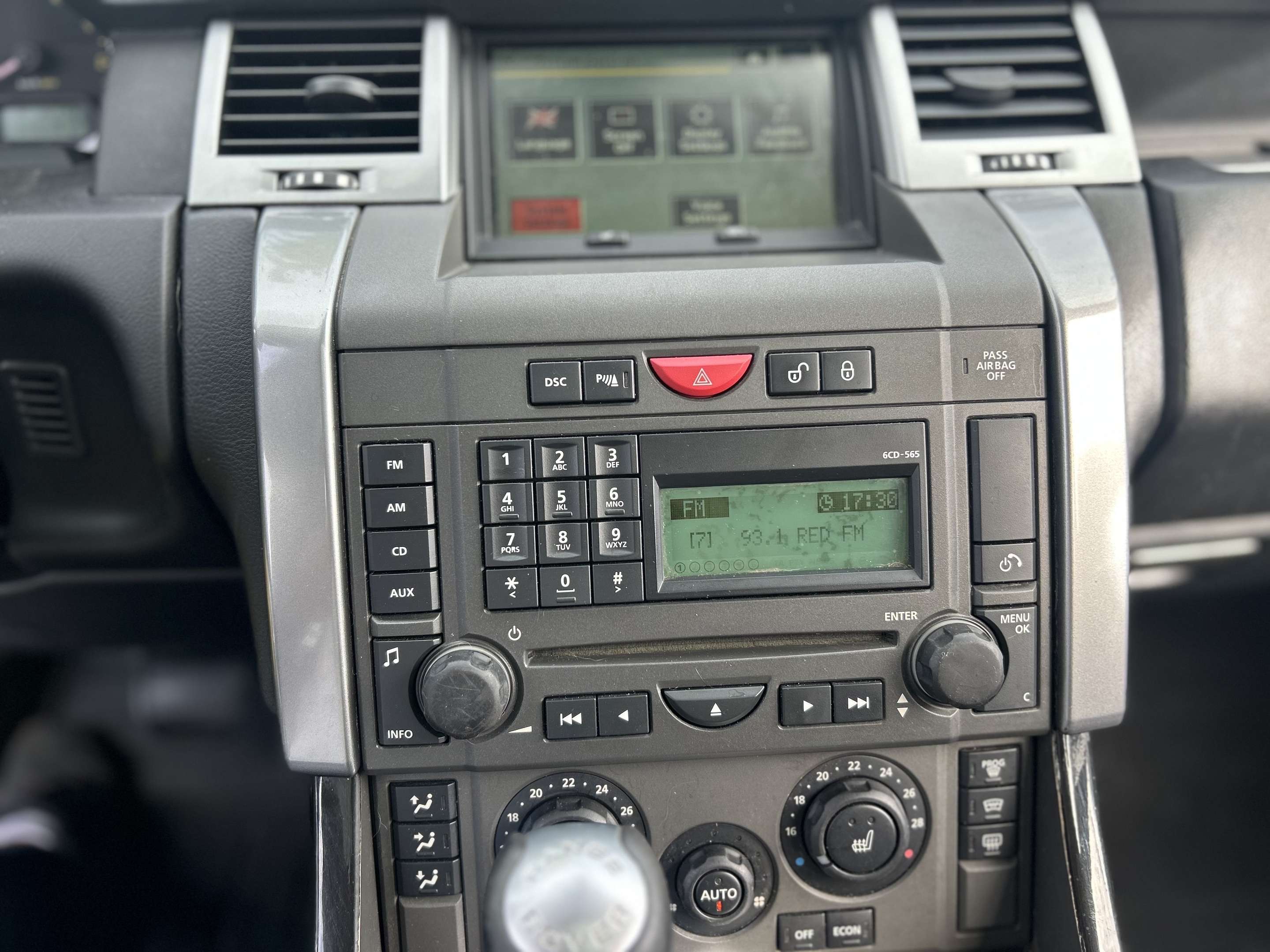 2007 Land Rover Range Rover Sport 4WD 4dr SC thumb 13