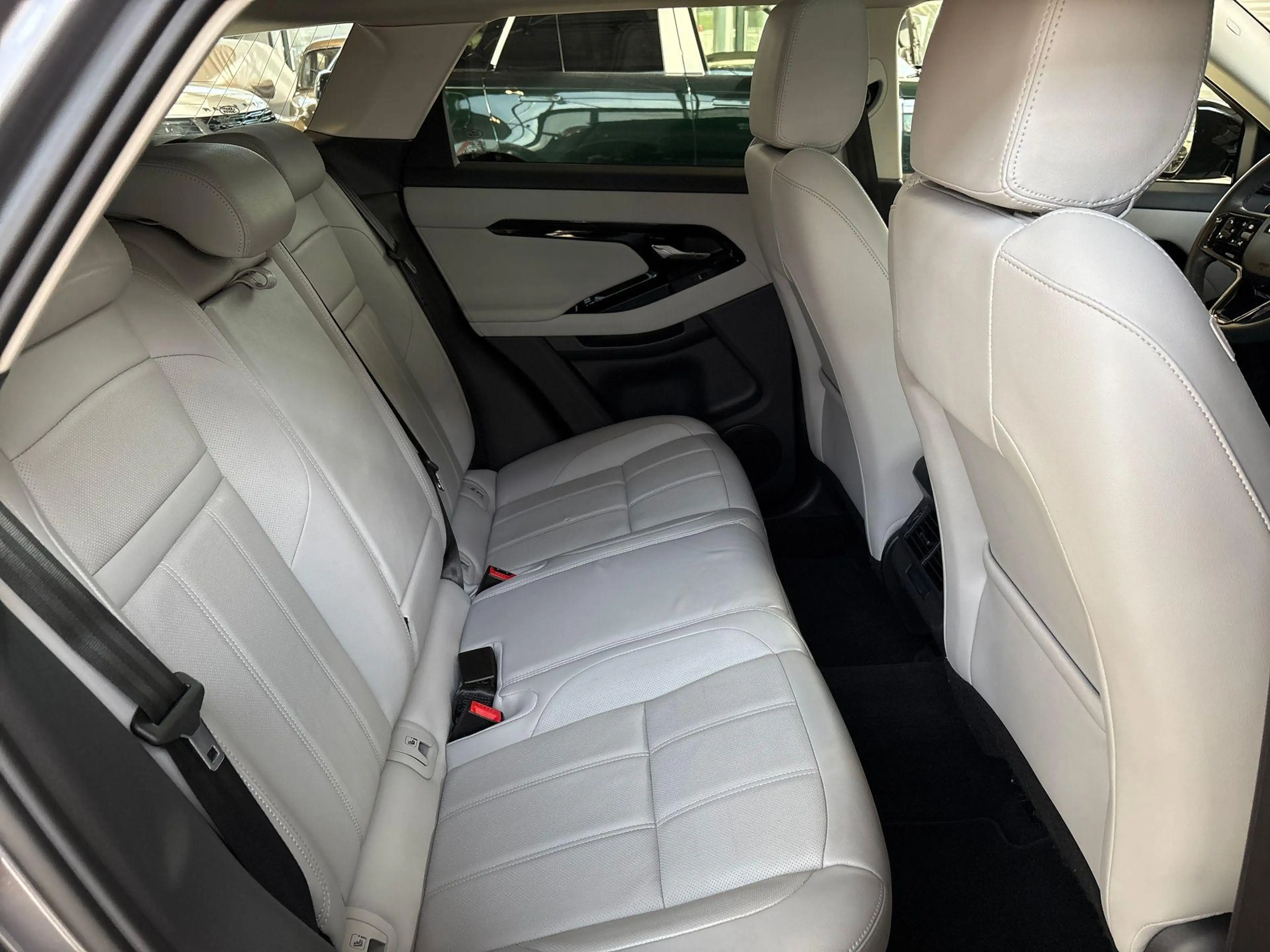 Land Rover Range Rover Evoque P270e AWD S EDITION -PANO.DAK|20"LM| 360° CAMERA — photo 5