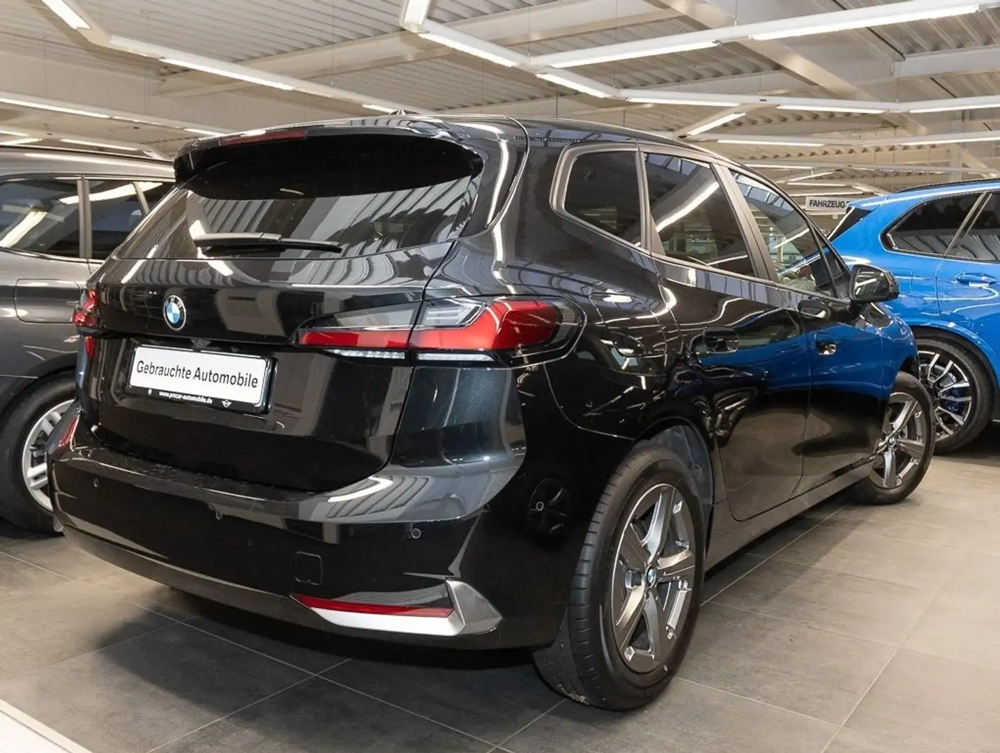 BMW 218 d Head-Up HK HiFi DAB LED WLAN Pano.Dach RFK Schwarz - 2