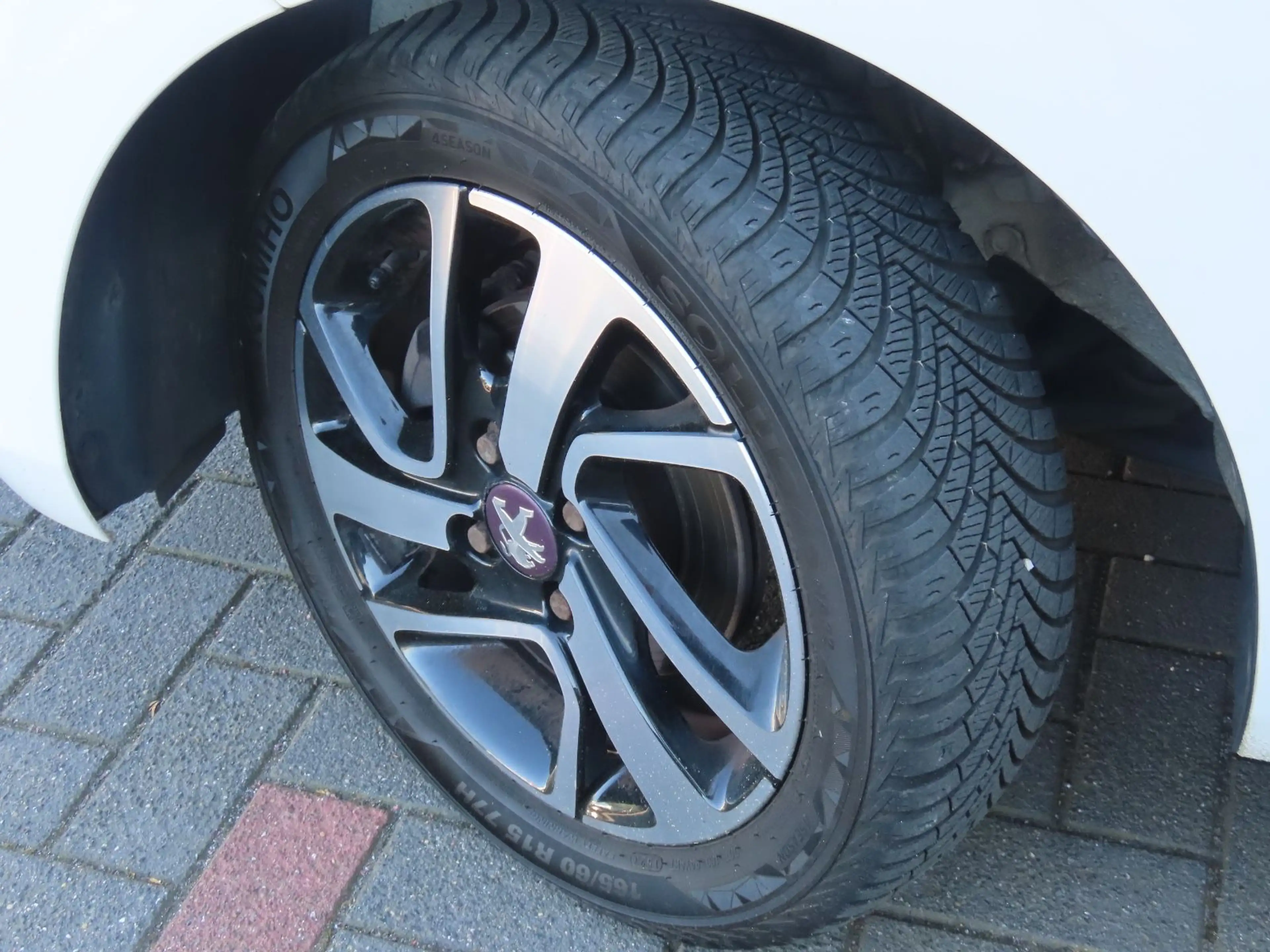 Peugeot 108 VTi 68 Faltdach Klimaanlage Allwetter — photo 8