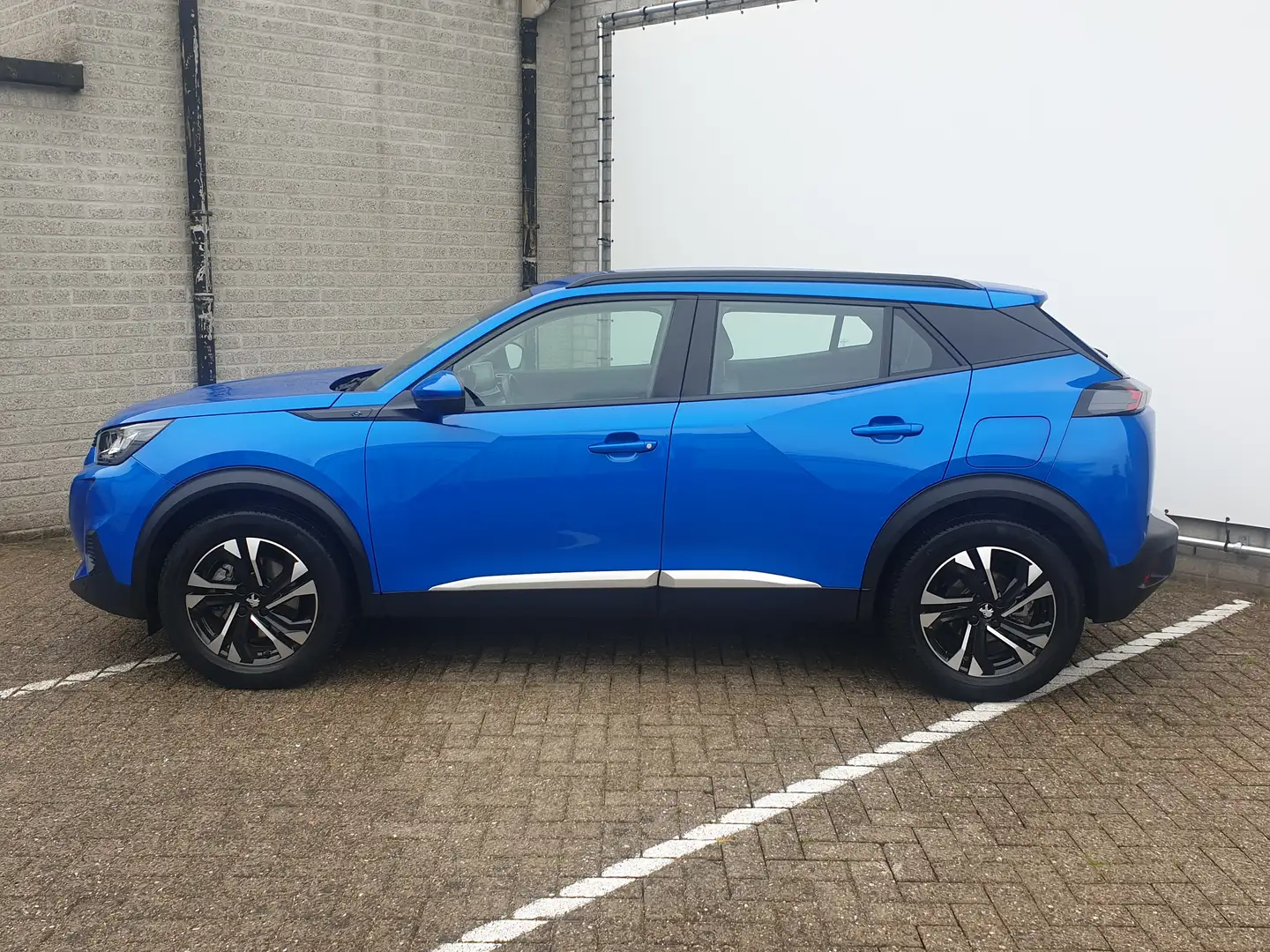Peugeot e-2008 EV Allure 50 kWh | Achteruitrijcamera | Apple Carp Azul - 2