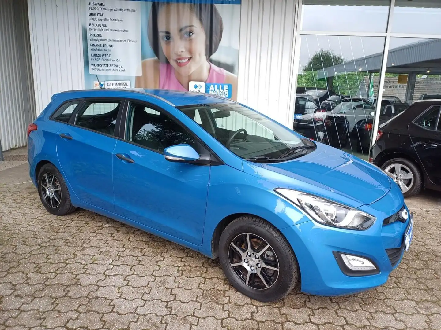 Hyundai i30 1.4 CW CLASSIC KLIMA KAMERA PDC NAVI ALU ZVFB Blauw - 1