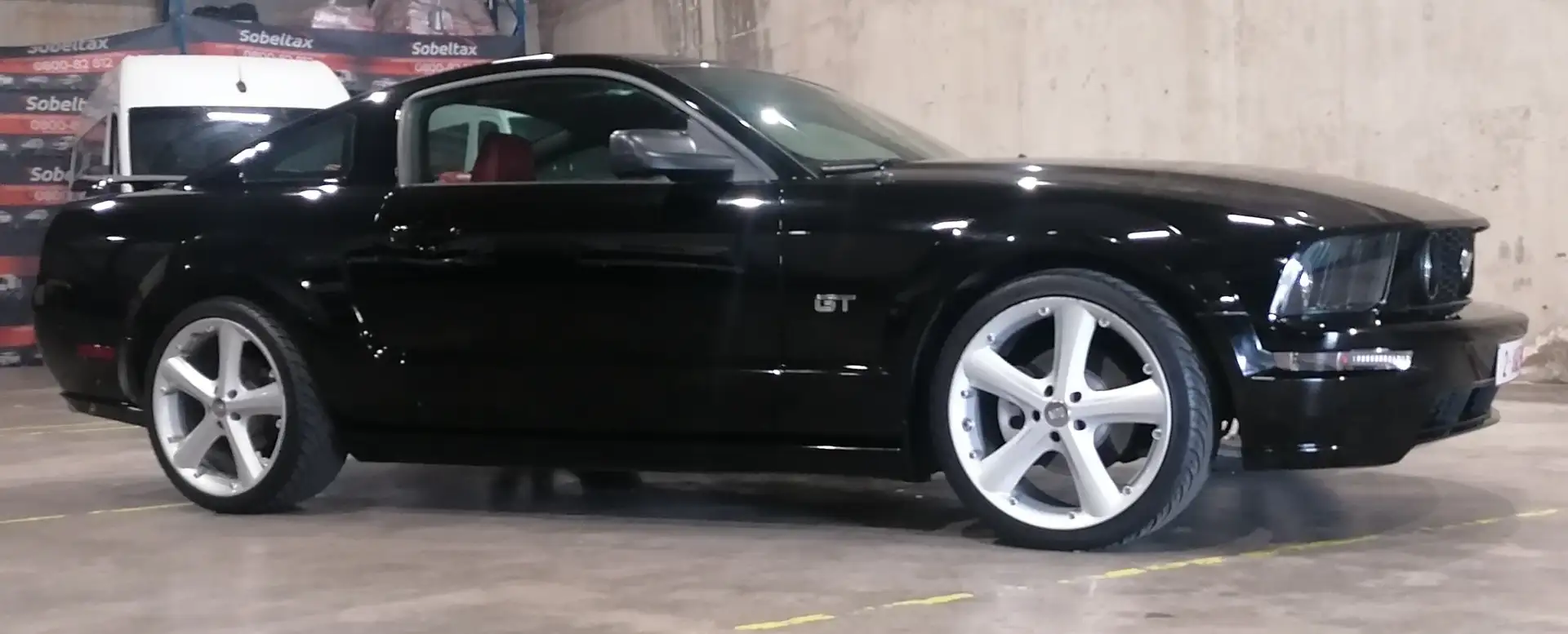 Ford Mustang 4.6 V8 - 2