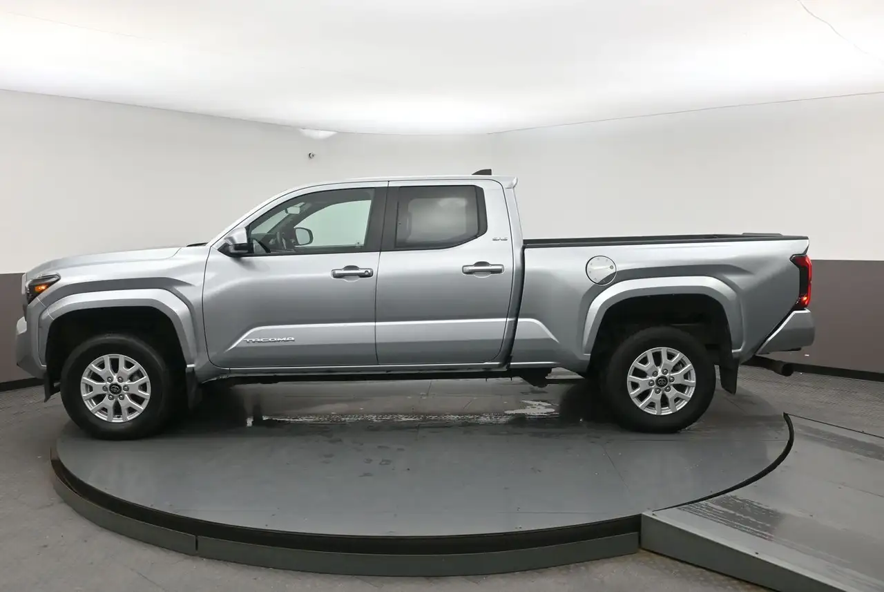 Toyota Tacoma photo Toyota Tacoma