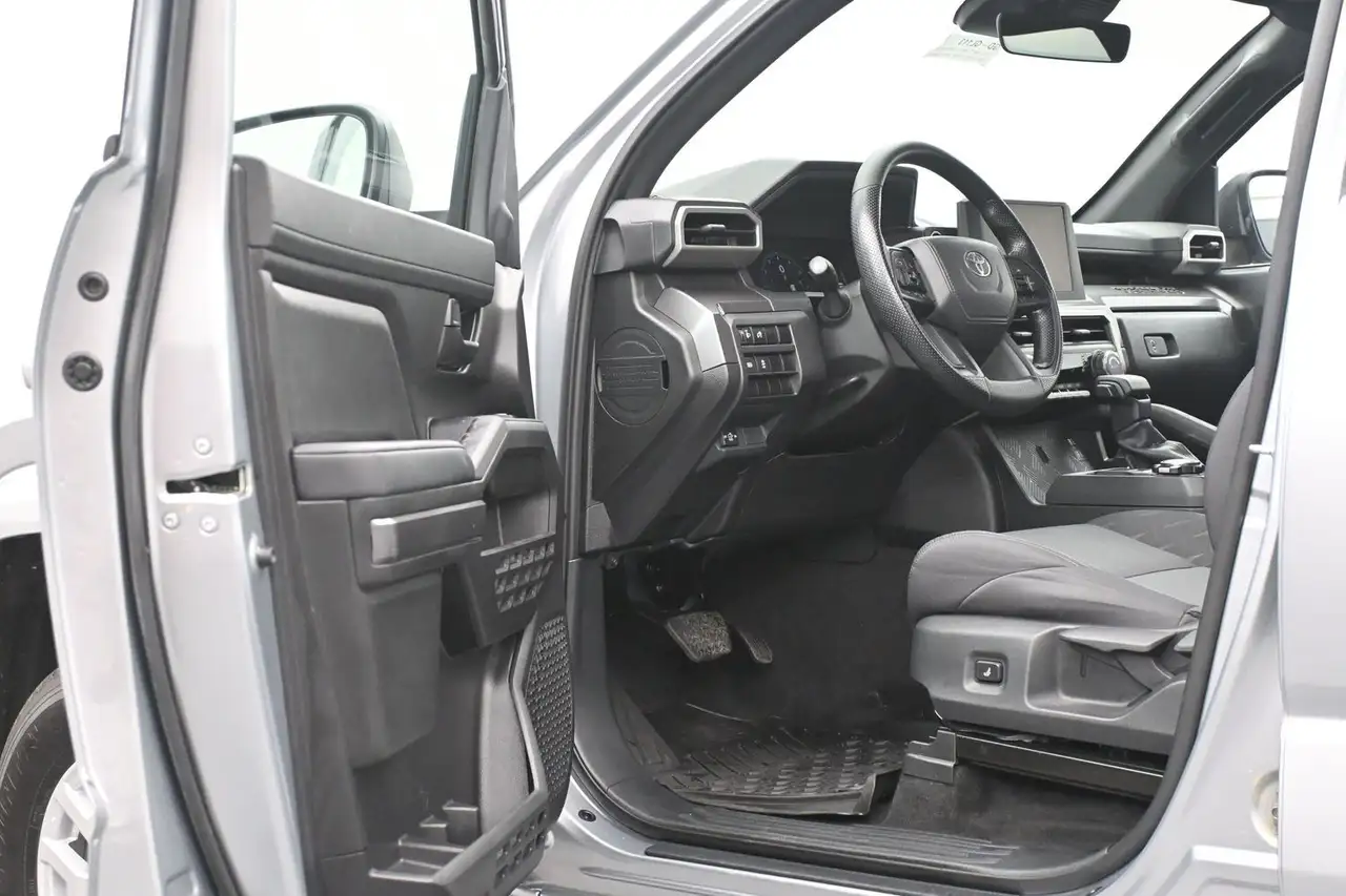 Toyota Tacoma photo Toyota Tacoma