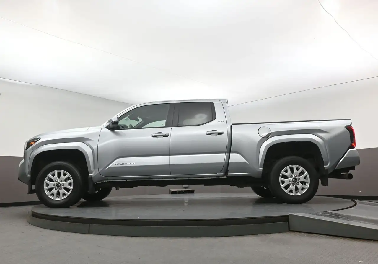 Toyota Tacoma photo Toyota Tacoma