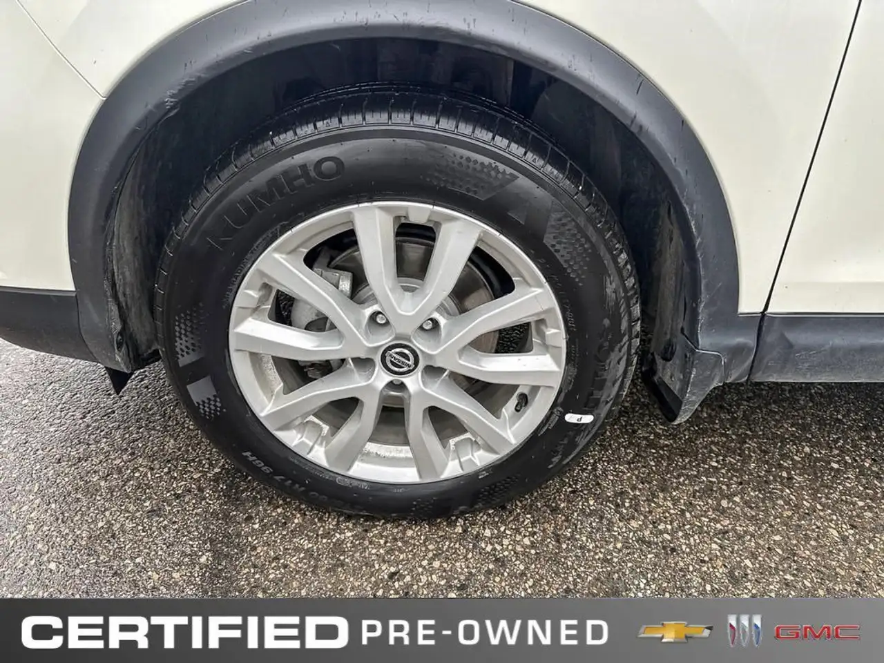 Nissan Qashqai снимка Nissan Qashqai