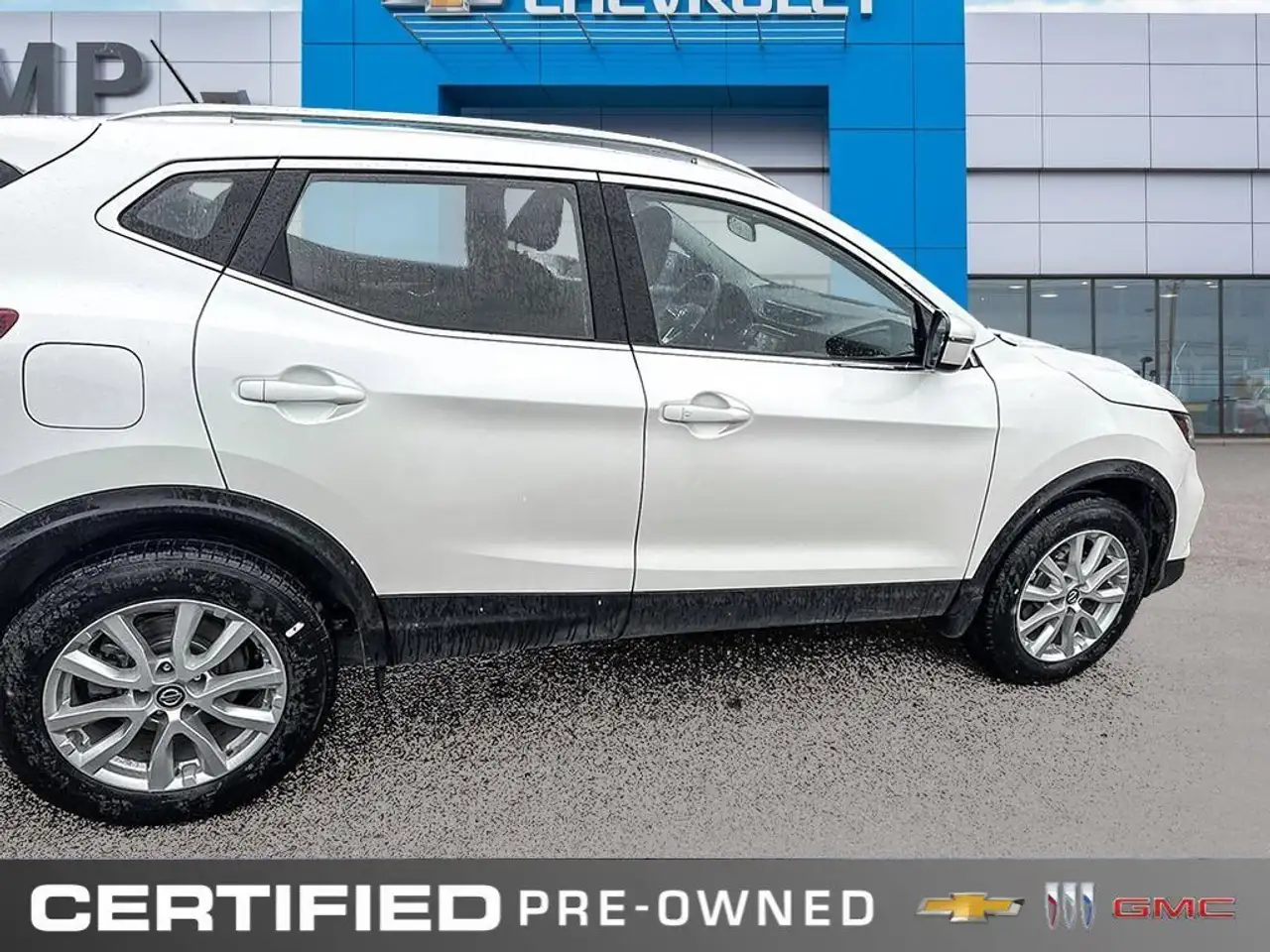 Nissan Qashqai снимка Nissan Qashqai
