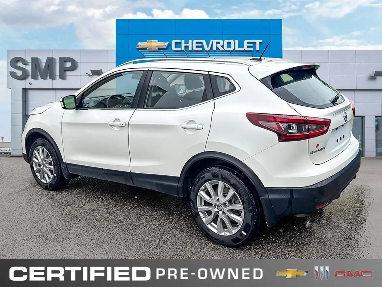 Nissan Qashqai снимка Nissan Qashqai