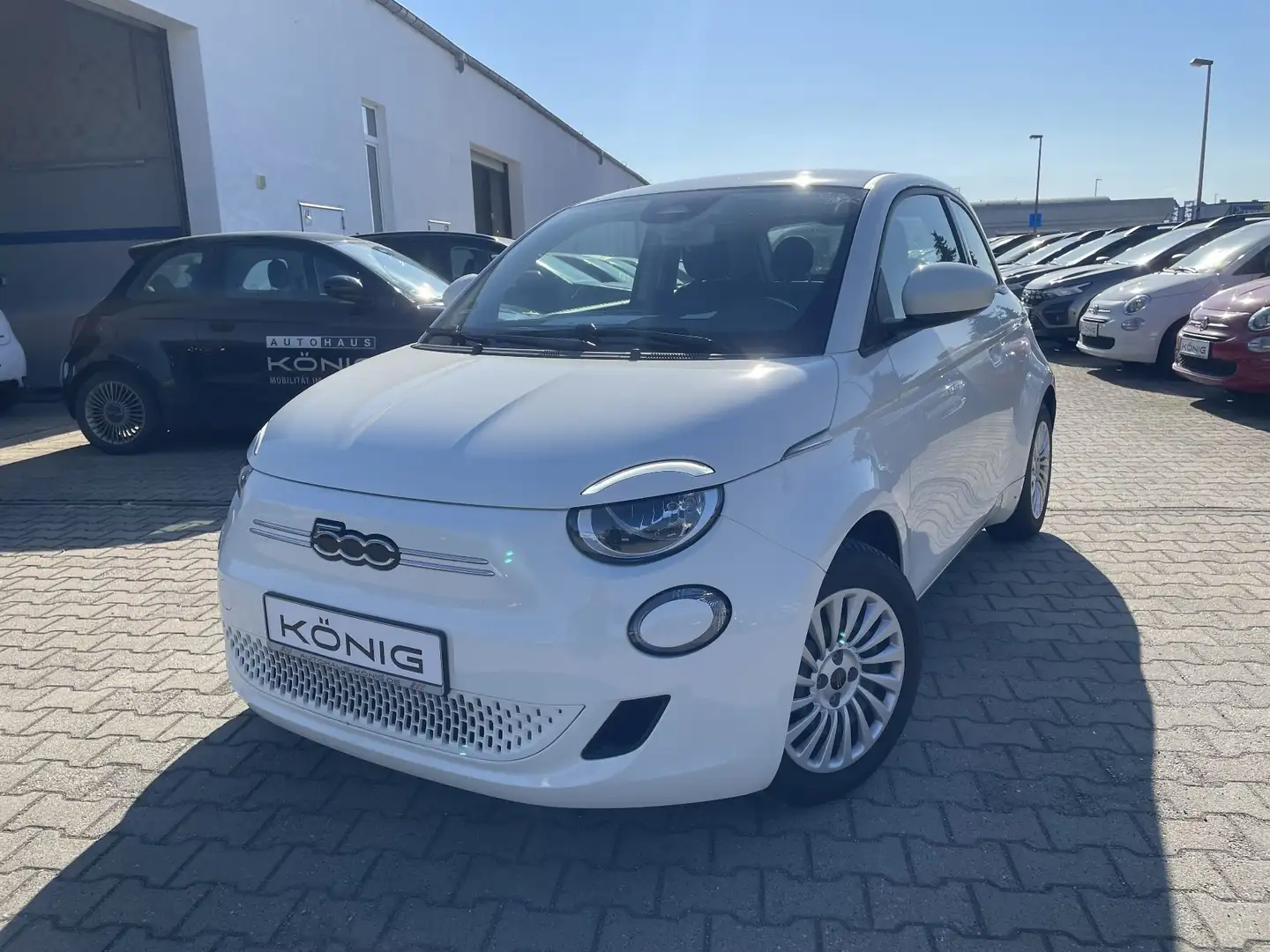 Fiat 500e Basis Klimaautomatik, Carplay Weiß - 1