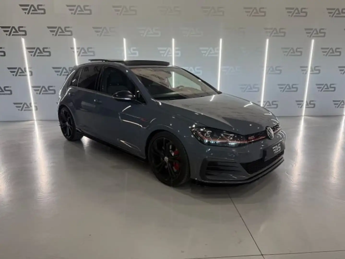Volkswagen Golf GTI 2.0 TSI TCR DSG7 213kW Gris - 2