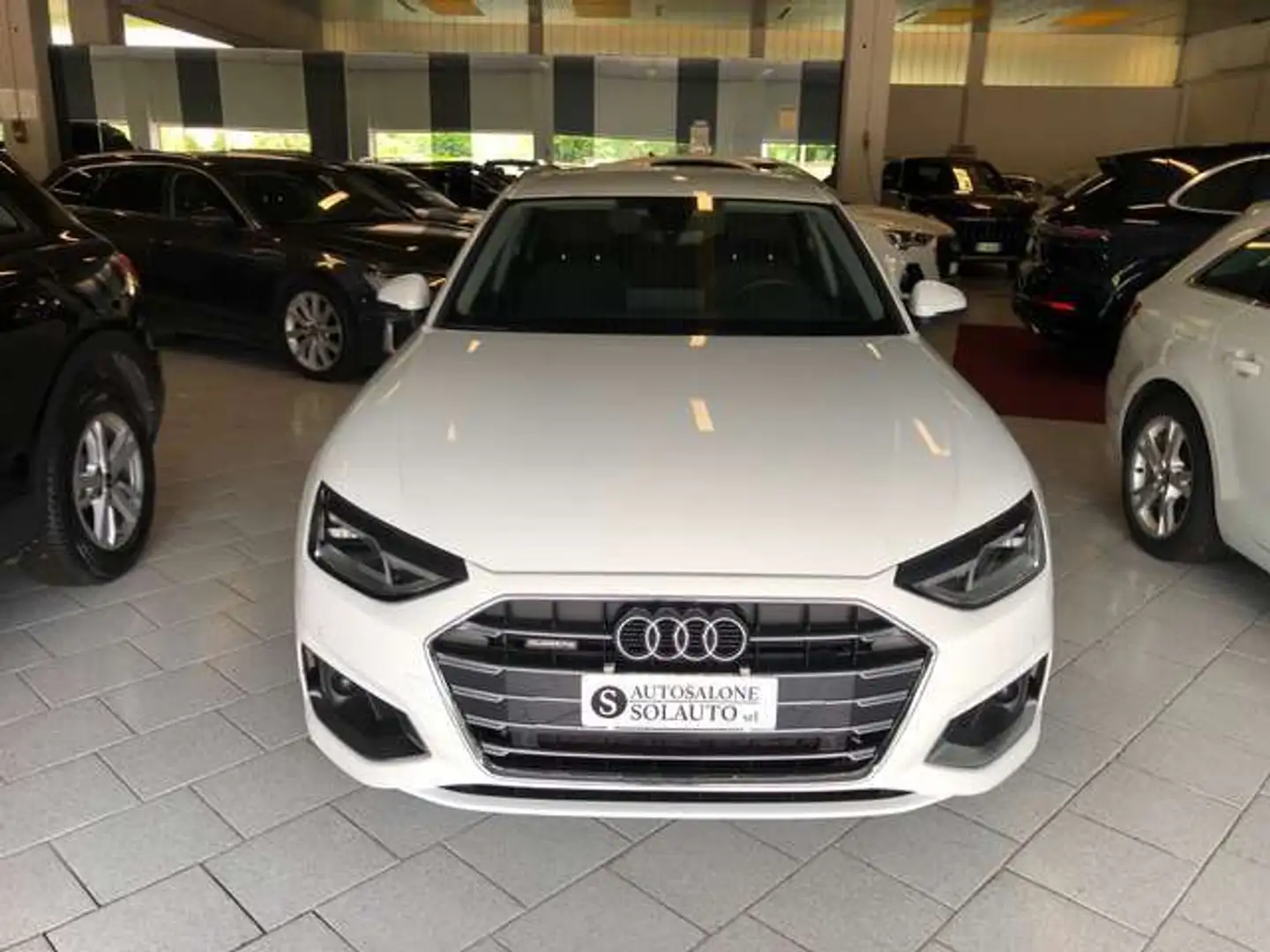 Audi A4 Avant 40 TDI quattro S tronic Advanced Virtual Coc Blanc - 2