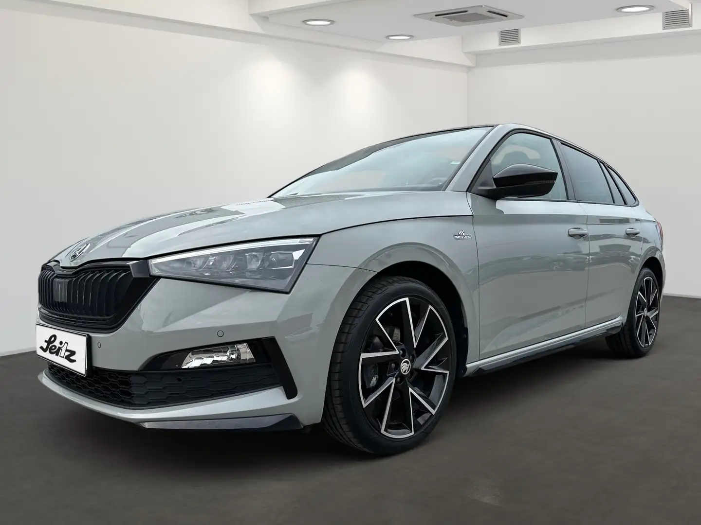 Skoda Scala 1.5 TSI Monte Carlo *AHK*PANO*LED* Gris - 2