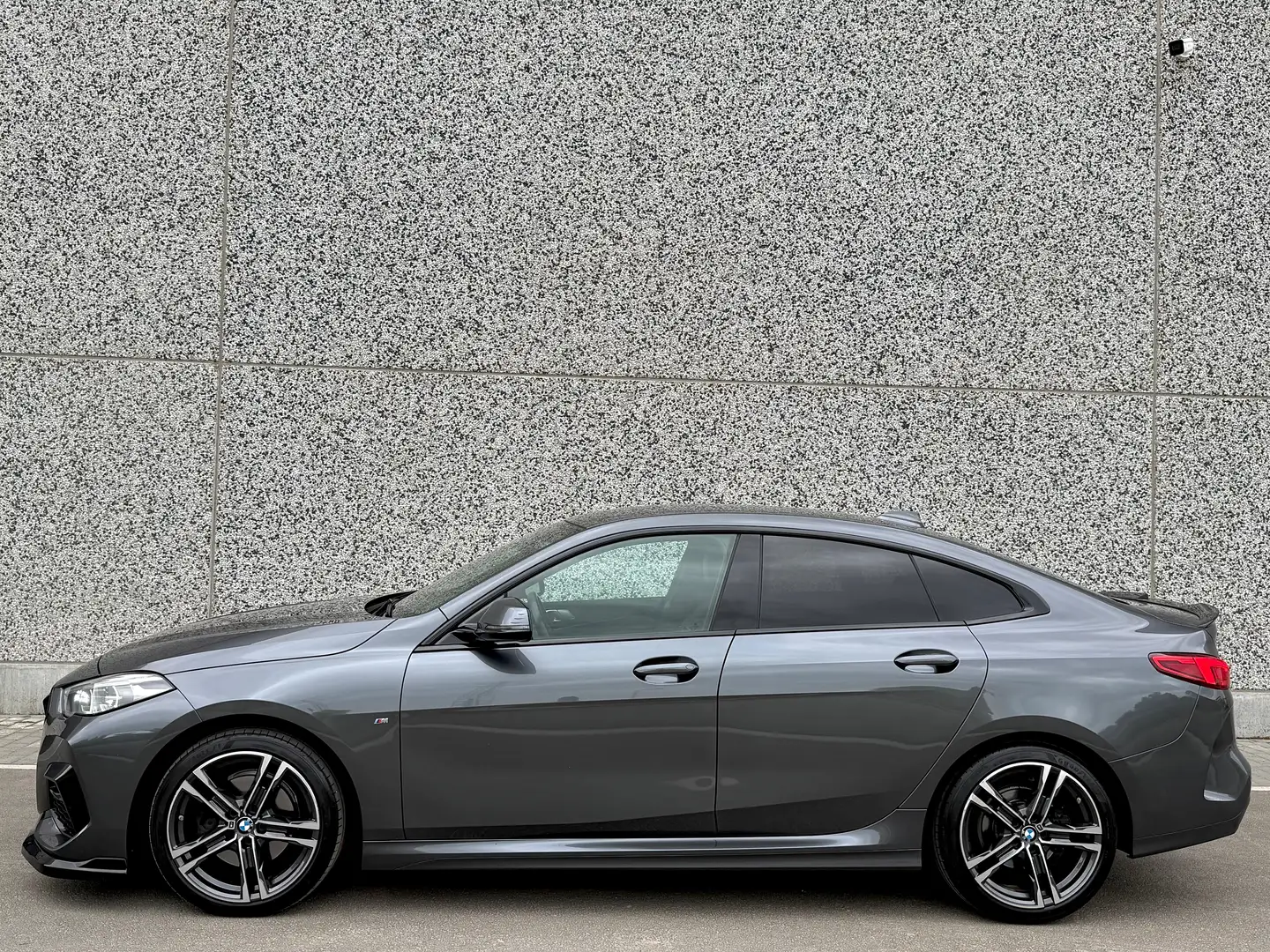 BMW 216 Gran Coupé dA / M Packet Sport / Performance !! Gris - 2