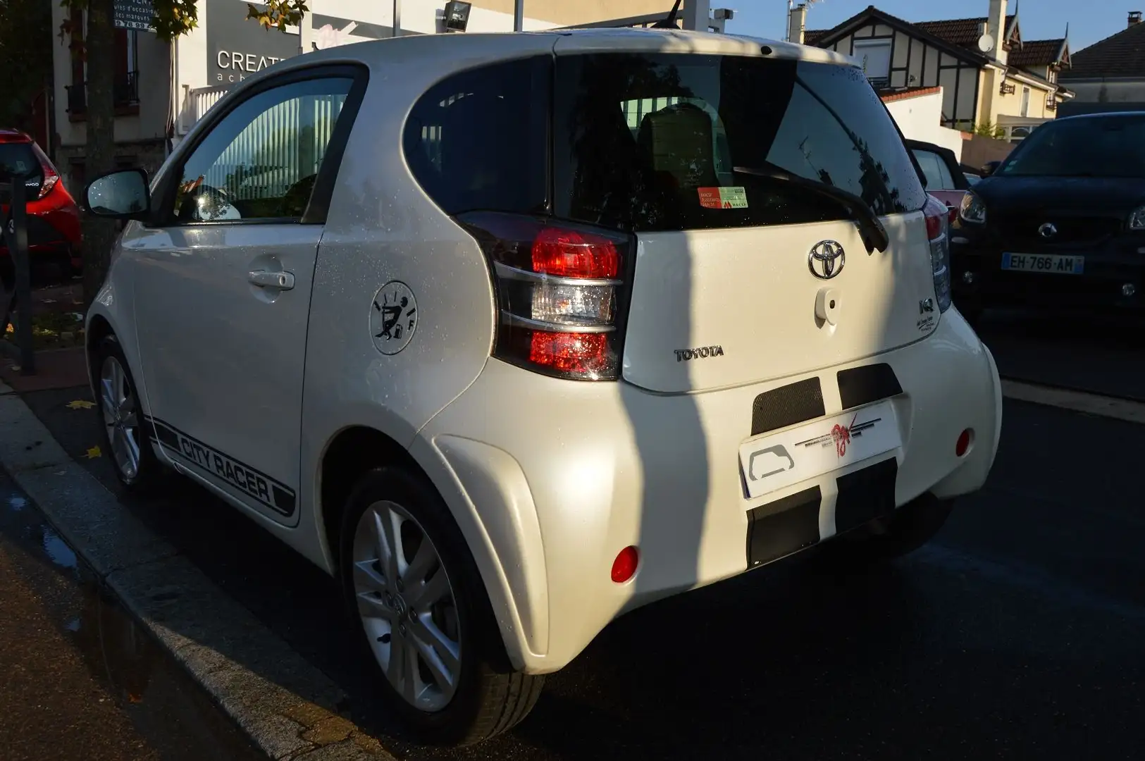 Toyota iQ 68 VVT-I IQ1ST Blanc - 2