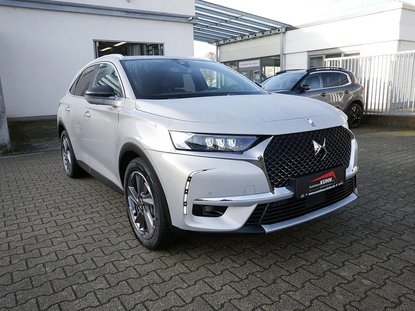 DS Automobiles DS 7 Crossback E-Tense Rivoli 4x4 LED PANO Grijs - 2